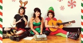 Puss N Boots "Dear Santa"