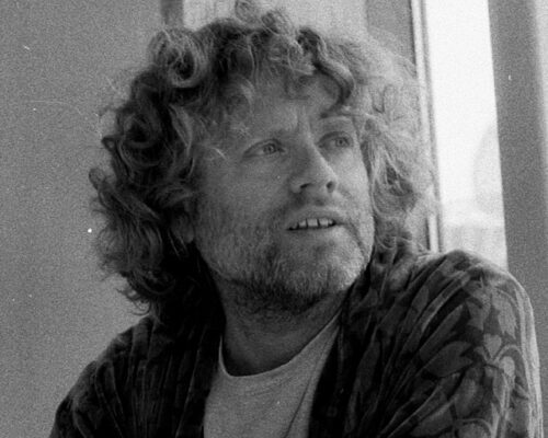 Benny Sings With New Album and Tour